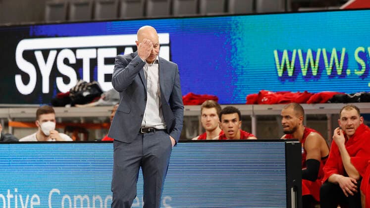 Germany, Bamberg, Brose Arena, 16 12 2020, emspor, emonline, despor, deonline, Brose Bamberg vs s Oliver Wuerzburg, Basketball, BBL picture v li head coach Denis Wucherer s Oliver Wuerzburg Copyright: HMBxMedia xHeikoxBecker