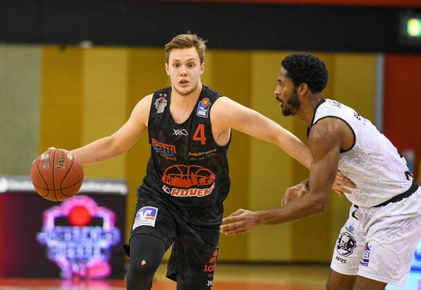 7 matchday, Basketball Bundesliga, Basketball season 2020 2021, Germany, easyCredit BBL, Germany, Giessen 46ers, giessen black, men, Jobstairs GIESSEN 46ers NINERS Chemnitz, men, Chemnitz white