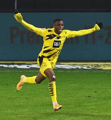 Football, Men, 2020 2021 season, 1 Bundesliga 13 matchday , 1 FC Union Berlin Borussia Dortmund, Youssoufa Moukoko Borussia Dortmund , cheering after goal to 1 1, 18 12 2020, Copyright: xMatthiasxKochx