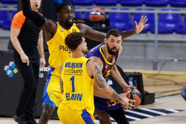 December 18, 2020, Barcelona, Spain: Nikola Mirotic of FC Barcelona, Barca in action during the Turkish Airlines EuroLeague match between FC Barcelona and Maccabi Playtika Tel Aviv at Palau Blaugrana in Barcelona, Spain. Barcelona Spain - ZUMAd159 20201218_zia_d159_017 Copyright: xDavidxRamirezx