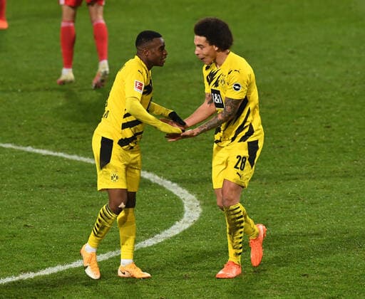 Football, men, 2020 2021 season, 1 Bundesliga 13 matchday , 1 FC Union Berlin Borussia Dortmund 2 1 , v l Youssoufa Moukoko Borussia Dortmund , Axel Witsel Borussia Dortmund , cheering after goal to 1 1, 18 12 2020, Copyright: xMatthiasxKochx