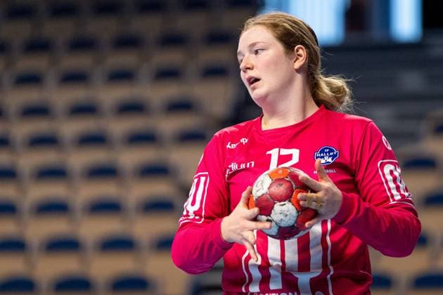 201219 Hallbys goalkeeper Christina Lövgren Hallberg depresses during the handball match in the womens Allsvenska between OV Helsingborg and Hallby on 19 December 2020 in Helsingborg,  Copyright: CHRISTOFFERxBORGxMATTISSON BB201219CB047