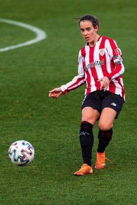 December 19, 2020, Bilbao, Basque Country, SPAIN: EUNATE ARRAIZA (14) from Athletic Club, passing the ball during the Liga Iberdrola game between Athletic Club Women s and Rayo Vallecano Women s at Lezama stadium. Bilbao SPAIN - ZUMAf312 20201219_znp_f312_017 Copyright: xEduxDelxFresnox