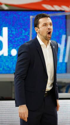 Germany, Bamberg, Brose Arena, 19 12 2020, emspor, emonline, despor, deonline, Brose Bamberg Telekom Baskets Bonn, Basketball, BBL picture v li Headcoach Igor Jovovic Telekom Baskets Bonn Copyright: HMBxMedia xHeikoxBecker