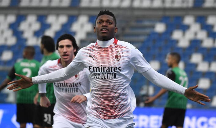 Bilder des Jahres 2020, Sport 12 Dezember Sport Bilder des Tages Rafael Leao of AC Milan celebrates after scoring the goal of 0-1 during the Serie A football match between US Sassuolo and AC Milan at Citta del Tricolore stadium in Reggio Emilia (Italy), December 20th 2020. Photo Andrea Staccioli Insidefoto andreaxstaccioli