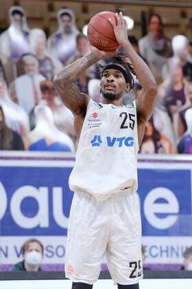 Terry Allen Hamburg Towers at the throw, GER, Basketball, Bundesliga, BBL, BG Goettingen Hamburg Towers, 20 12 2020, Basketball, Bundesliga, BBL, BG Goettingen Hamburg Towers, 20 12 2020 Goettingen Copyright: xSippel xEibner-Pressefotox EP_rsl