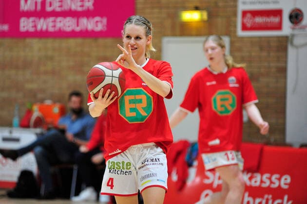 Basketball DBBL 08 Matchday GiroLive Panthers Osnabrück SNP BasCats USC Heidelberg on 20 12 2020 in the OSC Hall in Osnabrück Melli Knopp C Osnabrück BK