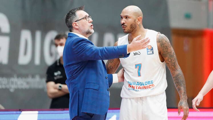 Germany, Wuerzburg, s Oliver Arena, 20 12 2020, emspor, emonline, despor, deonline, s Oliver Wuerzburg vs SYNTAINICS MBC, Basketball, BBL Picture from left Head Coach Silvano Poropat MBC and Sergio Kerusch MBC Copyright: HMBxMedia xHeikoxBecker