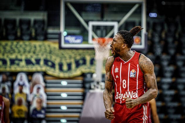 easyCredit BBL 7 Matchday EWE Baskets FC Bayern Basketball Basketball Oldenburg 20 12 2020 Season 2020 2021 easyCredit BBL 7 Matchday EWE Baskets FC Bayern Munich Basketball Jalen Reynolds Munich, No 08 editorial use only commercial use only by arrangement with the photographer Oldenburg Germany