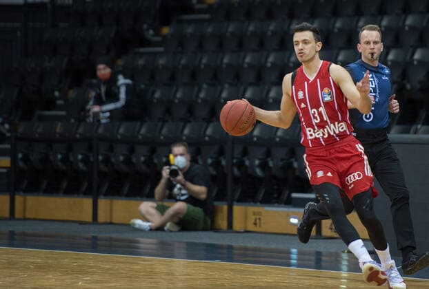 GER, Basketball, EWE Baskets Oldenburg vs FC Bayern Munich 20 12 2020, EWE Arena, Oldenburg, GER, easy Credit BBL, EWE Baskets Oldenburg vs FC Bayern Munich, in picture Zan Mark SISKO FC Bayern Munich 31 single action, whole body whole body nordphotoxRojahn nph00310