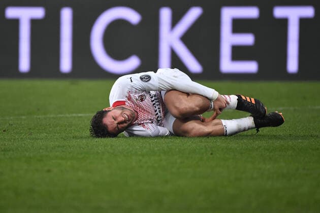 Bilder des Jahres 2020, Sport 12 Dezember Hakan Calhanoglu of AC Milan looks injured during the Serie A football match between US Sassuolo and AC Milan at Citta del Tricolore stadium in Reggio Emilia (Italy), December 20th 2020. Photo Andrea Staccioli Insidefoto andreaxstaccioli