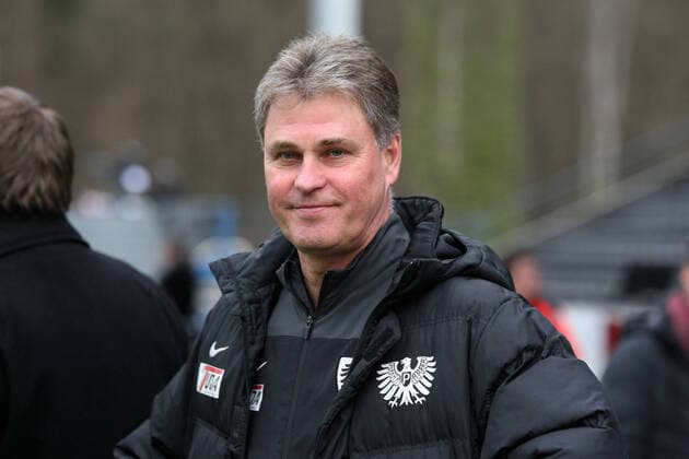 Grossaspach, Germany 12 December 2015 3 Liga 15 16 SG Sonnenhof Grossaspach vs SC Preussen Muenster Ralf Loose SC Preussen Muenster action single portrait face 3 Liga 15 16 SG Sonnenhof Grossaspach vs SC Preussen Muenster tw