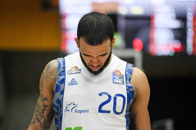 Rasheed Moore Fraport Skyliners disappointed with defeat, GER, HAKRO Merlins Crailsheim vs Fraport Skyliners Frankfurt, 22 12 2020, 8 Spieltag easycredit Basketball Bundesliga, Spielzeit 2020 2021 GER, HAKRO Merlins Crailsheim vs Fraport Skyliners Frankfurt, 22 12 2020, 8 Spieltag easycredit Basketball Bundesliga, Spielzeit 2020 2021 Crailsheim Copyright: xMemmlerx Eibner-Pressefotox EP_mmr