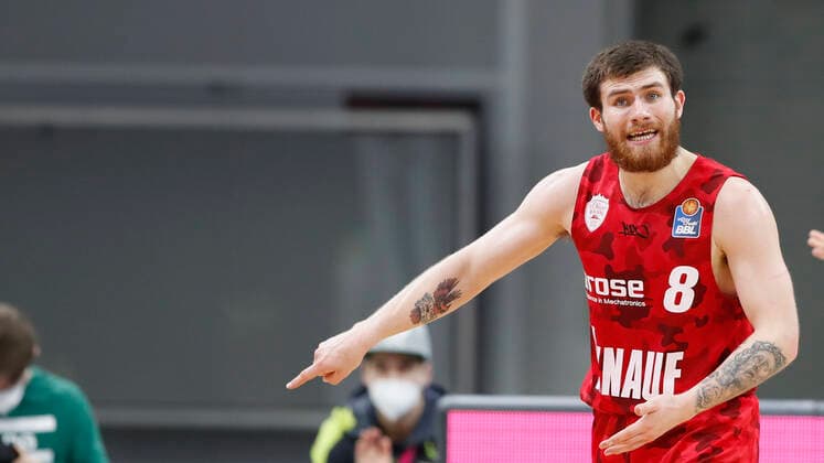 Germany, Bayreuth, Oberfrankenhalle, 22 12 2020, emspor, emonline, despor, deonline, medi bayreuth vs s Oliver Wuerzburg, Basketball, BBL picture v li Tayler Persons s Oliver Wuerzburg Copyright: HMBxMedia xHeikoxBecker