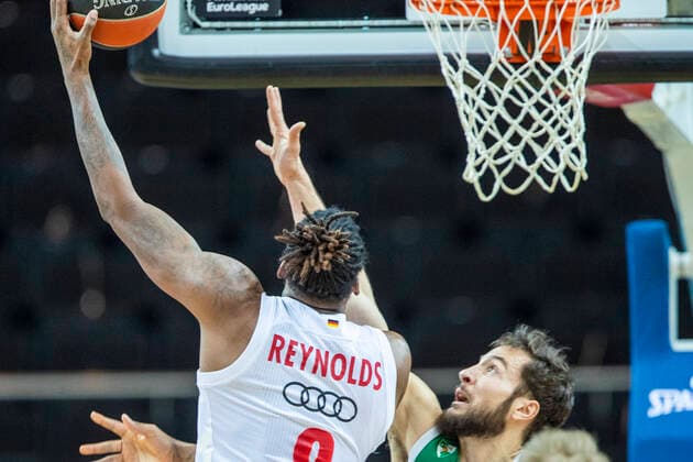 2020-12-23 Kaunas Lithuania. Basketball team Zalgiris Kaunas plays vs Bayern Munich Euroleague game at Zalgiris arena in Kaunas on Wednesday 23 of December 2020. JALEN REYNOLDS, JOFFREY LAUVERGNE kaunas Lithuania  Copyright: xKarolisxKavolelisx Euroleague basketball