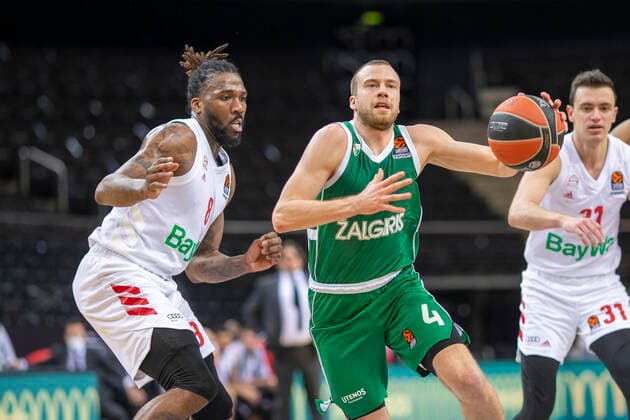 2020-12-23 Kaunas Lithuania. Basketball team Zalgiris Kaunas plays vs Bayern Munich Euroleague game at Zalgiris arena in Kaunas on Wednesday 23 of December 2020. JALEN REYNOLDS, LUKAS LEKAVICIUS. KAUNAS Lithuania  Copyright: xKarolisxKavolelisx Euroleague basketball