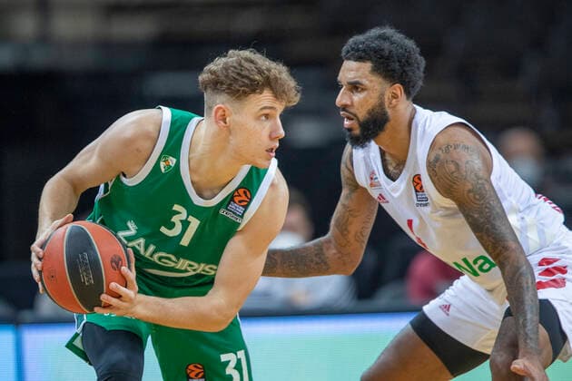 2020-12-23 Kaunas Lithuania. Basketball team Zalgiris Kaunas plays vs Bayern Munich Euroleague game at Zalgiris arena in Kaunas on Wednesday 23 of December 2020. ROKAS JOKUBAITIS, DENNIS SEELEY. KAUNAS Lithuania  Copyright: xKarolisxKavolelisx Euroleague basketball