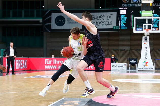 9 Matchday of the easyCredit BBL Basketball Bundesliga at Oberfrankenhalle in Bayreuth Season 2020 2021 Medi Bayreuth vs JobStairs Giessen 46ers David Walker Medi Bayreuth23 left Alen Pjanic JobStairs Giessen 46ers 8 right