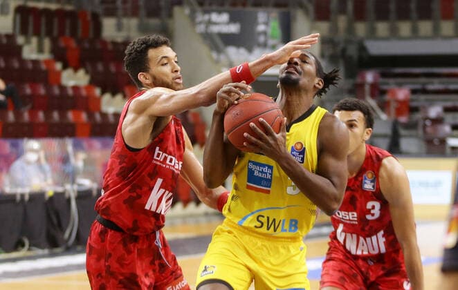 Ludwigsburg , Basketball easyCredit BBL Bundesliga , MHP RIESEN Ludwigsburg vs s Oliver Würzburg , from left Brekkott Chapman Würz Jaleen Smith Riesen