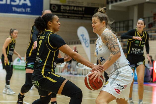 Klaudia Grudzien 23, GISA Lions SV Halle vs Chelsea Waters Saarlouis GISA Lions SV Halle vs inexio Royals from Saarlouis Basketball 1 Bundesliga ERDGAS Sportarena Halle Saale 27 12 2020 Foto Holger John Sachsen Anhalt Germany