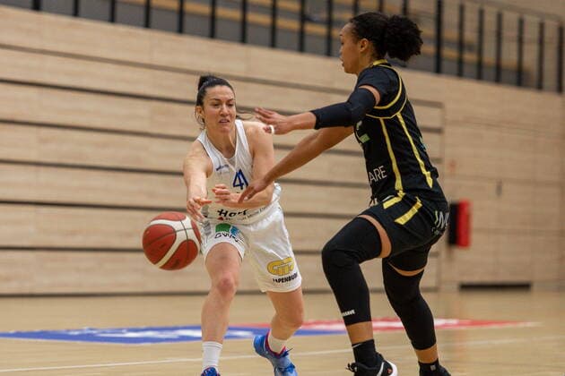 Eilidh Simpson 41, GISA Lions SV Halle vs Chelsea Waters Saarlouis GISA Lions SV Halle vs inexio Royals from Saarlouis Basketball 1 Bundesliga ERDGAS Sportarena Halle Saale 27 12 2020 Foto Holger John Sachsen Anhalt Germany