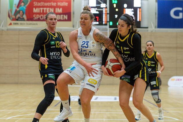 Klaudia Grudzien 23, GISA Lions SV Halle vs Addison Richards Saarlouis GISA Lions SV Halle vs inexio Royals from Saarlouis Basketball 1 Bundesliga ERDGAS Sportarena Halle Saale 27 12 2020 Photo Holger John Sachsen Anhalt Germany
