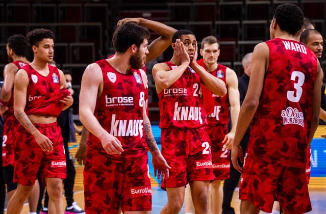 disappointed Cameron Hunt s Oliver Wuerzburg 24 Tyson Ward s Oliver Wuerzburg 3 Tayler Persons s Oliver Wuerzburg 8 Joshua Obiesie s Oliver Wuerzburg 6 1 Basketball Bundesliga MHP RIESEN Ludwigsburg S Oliver Wuerzburg on 27 12 2020 in Ludwigsburg MHPArena , Baden Wuerttemberg, Germany 27 12 20 Basketball , 27 12 2020, Germany xpxsdx