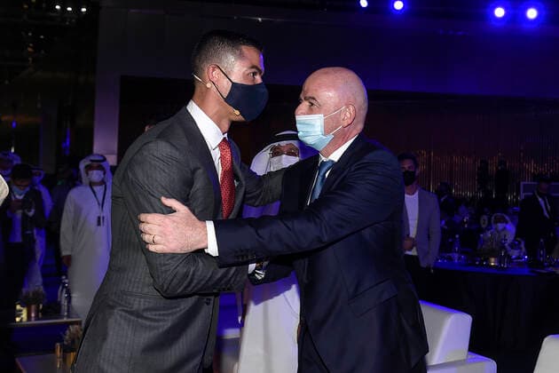 Foto Fabio Ferrari - LaPresse 27 Dicembre 2020 Dubai ( Emirati Arabi ) Dubai Globe Soccer Award 2020 - Dodicesima Edizione. Nella foto: Giovanni Infantino, Cristiano Ronaldo photo Fabio Ferrari - LaPresse December 27, 20720 Dubai (Unated Arab Emirate) Sport Dubai Globe Soccer Award 2020 - 12th Edition. In the pic: Giovanni Infantino, Cristiano Ronaldo  Copyright: xFabioxFerrari LaPressex