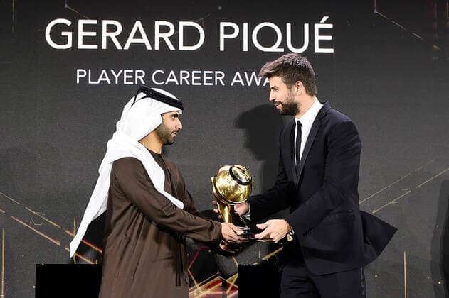 Foto Fabio Ferrari - LaPresse 27 Dicembre 2020 Dubai ( Emirati Arabi ) Dubai Globe Soccer Award 2020 - Dodicesima Edizione. Nella foto: H.H. Sheikh Hamdan Bin Mohammed Bin Rashid ALMaktoum, Gerard Pique (Player Career) photo Fabio Ferrari - LaPresse December 27, 20720 Dubai (Unated Arab Emirate) Sport Dubai Globe Soccer Award 2020 - 12th Edition. In the pic: H.H. Sheikh Hamdan Bin Mohammed Bin Rashid ALMaktoum, Gerard Pique (Player Career)  Copyright: xFabioxFerrari LaPressex