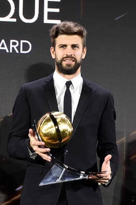 Foto Fabio Ferrari - LaPresse 27 Dicembre 2020 Dubai ( Emirati Arabi ) Dubai Globe Soccer Award 2020 - Dodicesima Edizione. Nella foto: Gerard Pique (Player Career) photo Fabio Ferrari - LaPresse December 27, 20720 Dubai (Unated Arab Emirate) Sport Dubai Globe Soccer Award 2020 - 12th Edition. In the pic: Gerard Pique (Player Career)  Copyright: xFabioxFerrari LaPressex