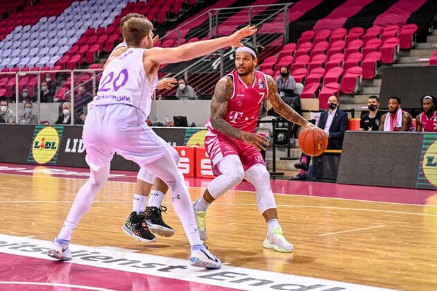 easyCredit BBL, Telekom Baskets Bonn vs BG Goettingen, 27 12 2020 Chris Babb Telekom Baskets Bonn 7 , easyCredit BBL, Telekom Baskets Bonn vs BG Goettingen on 27 12 2020 at Telekom Dome Bonn, Bonn Nordrhein Westfalen Copyright: xBEAUTIFULxSPORTS Mueller-Laschetx