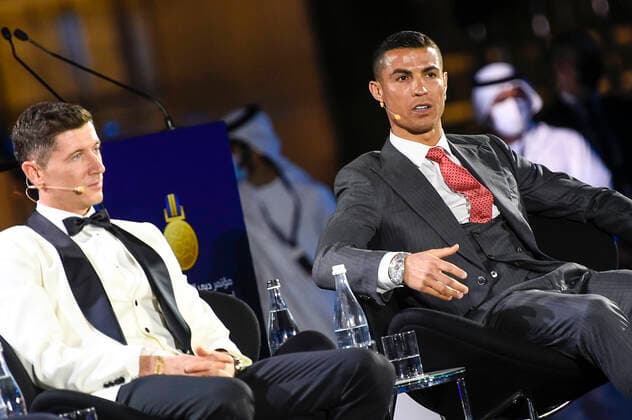 Foto Fabio Ferrari - LaPresse 27 Dicembre 2020 Dubai ( Emirati Arabi ) 15ma edizione di Dubai International Sports Conference - Globe Soccer Award 2020 Nella foto:ristiano Ronaldo photo Fabio Ferrari LaPresse December 27, 2020 Dubai (Unated Arab Emirate) Sport 15th edition of the Dubai International Sports Conference - - Globe Soccer Award 2019 In the pic:Cristiano Ronaldo  Copyright: xLaPresse xFabioxFerrarix