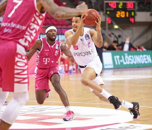 Telekom Baskets Bonn vs Nelson Weidemann BG Göttingen easyCredit BBL 1 Bundesliga , Season 2020 2021 , Matchday 9