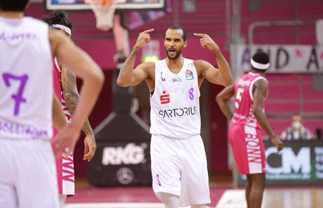 Telekom Baskets Bonn vs Akeem Vargas BG Göttingen easyCredit BBL 1 Bundesliga , Season 2020 2021 , Matchday 9
