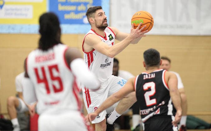 ProB BARMER 2 Basketball Bundesliga, 11 Matchday, ETV Hamburg Itzehoe Eagles 79 90 , Vidmantas Uzkuraitis ETV, M Eimsbüttel Hamburg