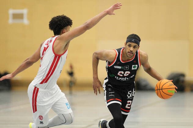 ProB BARMER 2 Basketball Bundesliga, 11 Matchday, ETV Hamburg Itzehoe Eagles 79 90 Mubarak Salami ETV, l , Alieu Ceesay Eimsbüttel Hamburg