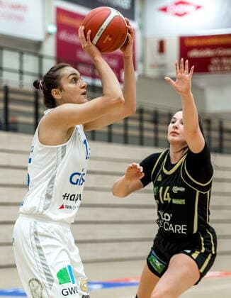 Styliani Stella Fouraki 15, GISA Lions SV Halle vs Linn Schüler Saarlouis GISA Lions SV Halle vs inexio Royals from Saarlouis Basketball 1 Bundesliga ERDGAS Sportarena Halle Saale 27 12 2020 Foto Holger John Sachsen Anhalt Germany