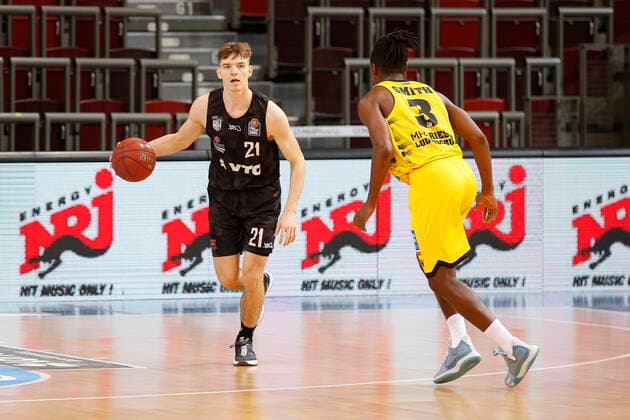 BBL easyCredit Basketball Bundesliga season 2020 2021 10 matchday on Tuesday, 29 December 2020 at the MHPArena in Ludwigsburg MHP RIESEN Ludwigsburg Hamburg Towers v l Justus Hollatz Towers , Jaleen Smith Ludwigsburg MHP RIESEN Ludwigsburg Hamburg Towers