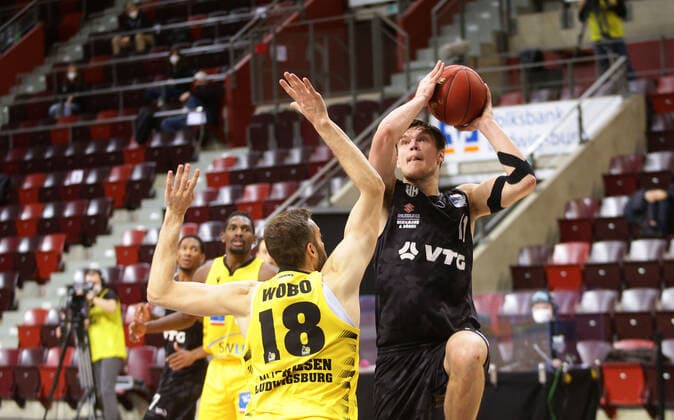 Ludwigsburg , Basketball easyCredit BBL Bundesliga , MHP RIESEN Ludwigsburg vs Hamburg Towers , from left Jonas Wohlfarth Bottermann Riesen Maik Kotsar Towers
