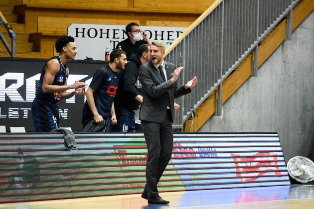 Coach Tuomas Iisalo HAKRO Merlins Crailsheim motivates his team, GER, HAKRO Merlins Crailsheim vs Ratiopharm Ulm, 29 12 2020, 10 Matchday easycredit Basketball Bundesliga, Season 2020 2021 GER, HAKRO Merlins Crailsheim vs Ratiopharm Ulm, 29 12 2020, 10 Matchday easycredit Basketball Bundesliga, Season 2020 2021 Crailsheim Copyright: xEibnerxPressefoto MichaelxMemmlerx EP_MMR
