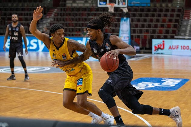 Bryce Taylor Hamburg Towers, 44 Desi Rodriguez MHP Riesen Ludwigsburg, 20 , Terry Allen Hamburg Towers, 25 ¨¨¨MHP Riesen Ludwigsburg vs Hamburg Towers, Basketball, Bundesliga, easy credit BBL, Matchday 11, Season 2020 2021, 29 12 2020, ¨¨ MHP Riesen Ludwigsburg vs Hamburg Towers, Basketball, Bundesliga, easy credit BBL, Matchday 11, Season 2020 2021, 29 12 2020 Ludwigsburg. Copyright: xNinaxSander xEibnerxPressefotoxIx EP_NSR