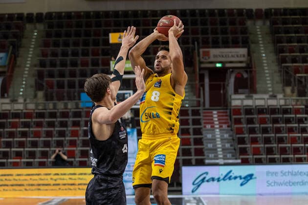 Maik Kotsar Hamburg Towers, 11 Elias Harris MHP Riesen Ludwigsburg, 8 ¨¨¨MHP Riesen Ludwigsburg vs Hamburg Towers, Basketball, Bundesliga, easy credit BBL, Matchday 11, Season 2020 2021, 29 12 2020, ¨¨ MHP Riesen Ludwigsburg vs Hamburg Towers, Basketball, Bundesliga, easy credit BBL, Matchday 11, Season 2020 2021, 29 12 2020 Ludwigsburg. Copyright: xNinaxSander xEibnerxPressefotoxIx EP_NSR