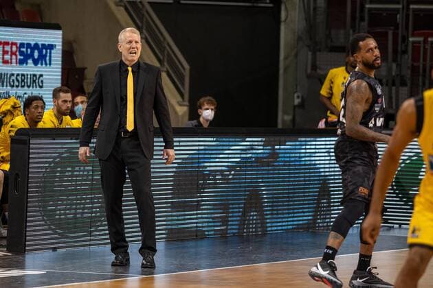 Desi Rodriguez MHP Riesen Ludwigsburg, 20 Jonas Wohlfahrt Bottermann MHP Riesen Ludwigsburg, 18 John Patrick MHP Riesen Ludwigsburg, Head Coach Bryce Taylor Hamburg Towers, 44 ¨¨MHP Riesen Ludwigsburg vs Hamburg Towers, Basketball, Bundesliga, easy credit BBL, Matchday 11, Season 2020 2021, 29 12 2020, ¨¨MHP Riesen Ludwigsburg vs Hamburg Towers, Basketball, Bundesliga, easy credit BBL, Matchday 11, Season 2020 2021, 29 12 2020 Ludwigsburg. Copyright: xNinaxSander xEibnerxPressefotoxIx EP_NSR