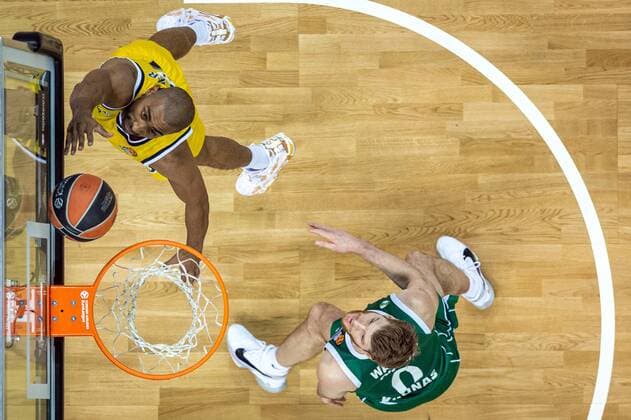Basketball Berlin 29 12 2020 Season 2020 2021 Euroleague Regular Season Round 17 Alba Berlin vs Zalgiris Kaunas Jayson Granger Alba Berlin, No 33 Thomas Walkup Kaunas, No 00