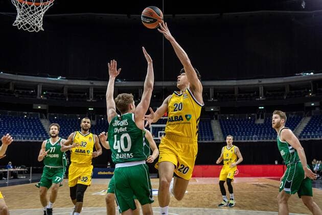 Basketball Berlin 29 12 2020 Season 2020 2021 Euroleague Regular Season Round 17 Alba Berlin vs Zalgiris Kaunas Simone Fontecchio Alba Berlin, No 20 Marius Grigonis Kaunas, No 40