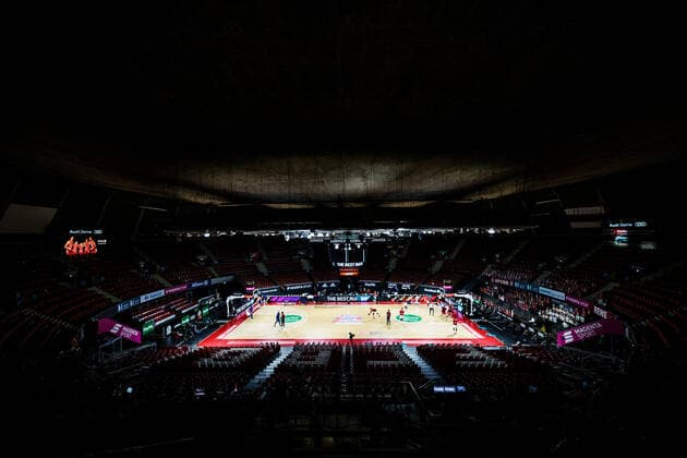Turkish Airlines EuroLeague FC Bayern Basketball FC Barcelona 30 12 2020 The empty Audi Dome before the start of the game On the pitch, the teams are warming up Only cardboard cameras bring the fans into the hall Turkish Airlines EuroLeague FC Bayern Basketball FC Barcelona Audi Dome, Muenchen Bayern Copyright: xBEAUTIFULxSPORTS Wunderlx