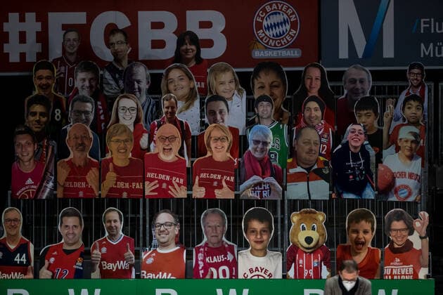 Turkish Airlines EuroLeague FC Bayern Basketball FC Barcelona 30 12 2020 Cardboard cameras of the fans at the Audi Dome Turkish Airlines EuroLeague FC Bayern Basketball FC Barcelona Audi Dome, Muenchen Bayern Copyright: xBEAUTIFULxSPORTS Wunderlx