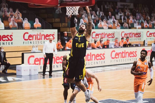 easyCredit BBL 10 Matchday RASTA Vechta vs EWE Baskets Oldenburg, 30 12 2020 Martin Phong Ni Watt Breunig EWE Baskets Oldenburg, 12 easyCredit BBL 10 Matchday RASTA Vechta vs EWE Baskets Oldenburg on 30 12 2020 in Vechta RASTA Dome , Germany, Copyright: xBEAUTIFULxSPORTS Neddermannx