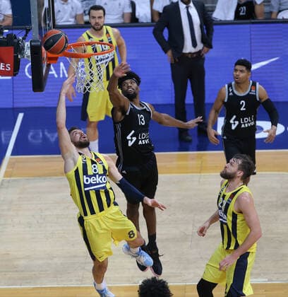 Marco Guduric (L) of Fenerbahce Beko Istanbul and Kevarrius Hayes (R) of LDLC Asvel Villeurbanne during the Euroleague Basketball match between Fenerbahce Beko Istanbul and LDLC Asvel Villeurbanne at Ulker Dome n Istanbul , Turkey on December 30 , 2020. 