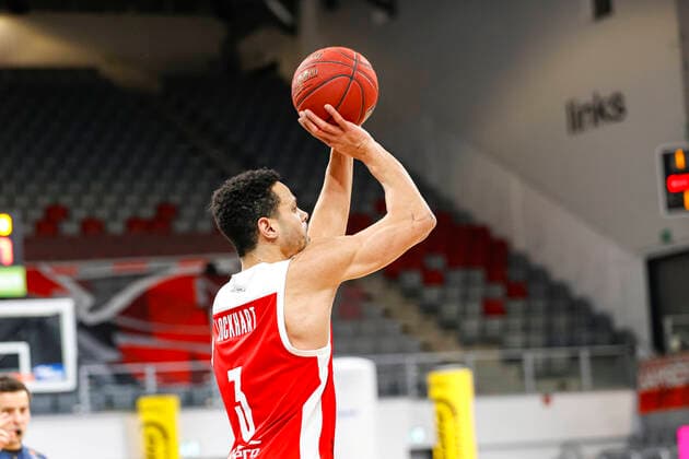 Left Dominic Lockhart Brose Bamberg, 03 Brose Bamberg medi Bayreuth easyCredit BBL Basketball Bundesliga Basketball Season 2020 21 10 Matchday, 30 12 2020 Bamberg, Brose Arena Copyright: DanielxLöb